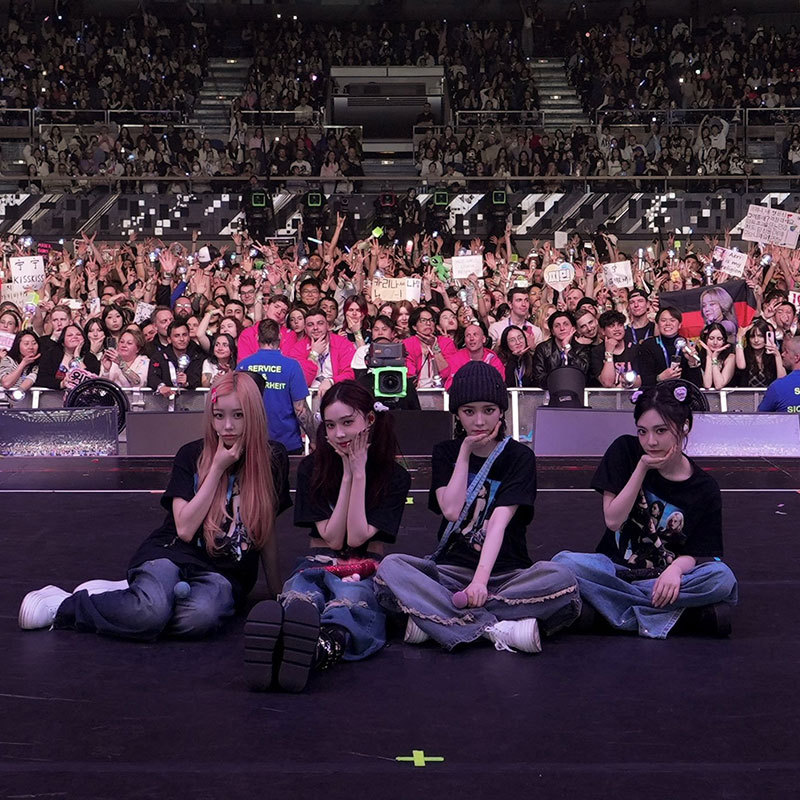 Aespa Live Tour-Synk Parallel Line T-shirt-Aespa