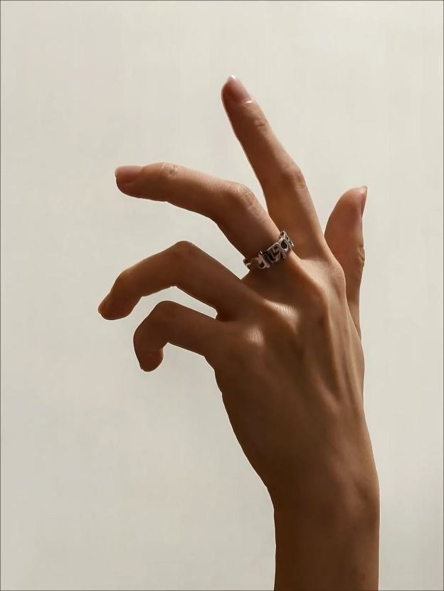 Cortis Exclusive Custom Fan Ring