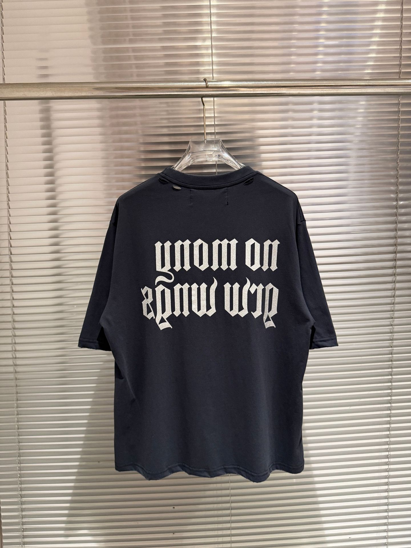 Stray kids Hyunjin Inspired Une Saison En Enfer Distressed T-shirt-Straykids