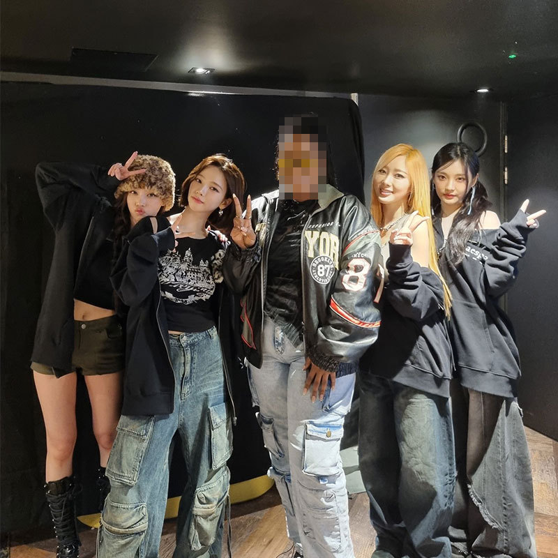 Aespa Synk Parallel Line in Toronto Inspired Hoodie