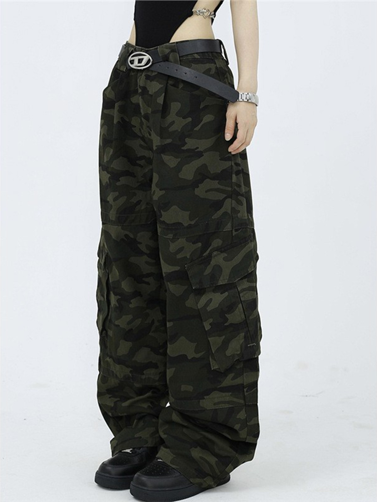 Multi-pocket camouflage straight-leg pants-Aespa Karina