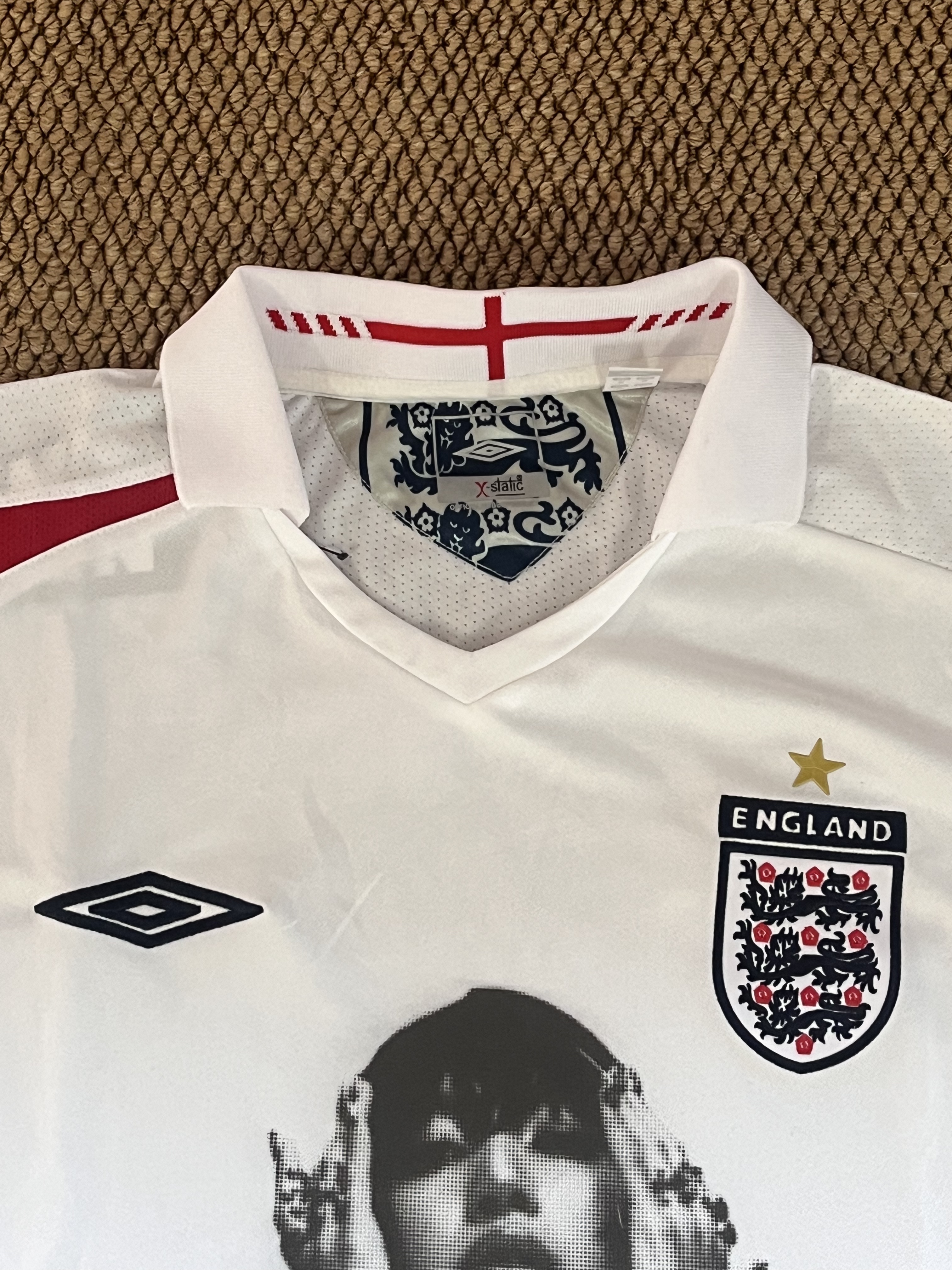 Blackpink Lisa-Inspired Custom England Remake Jersey