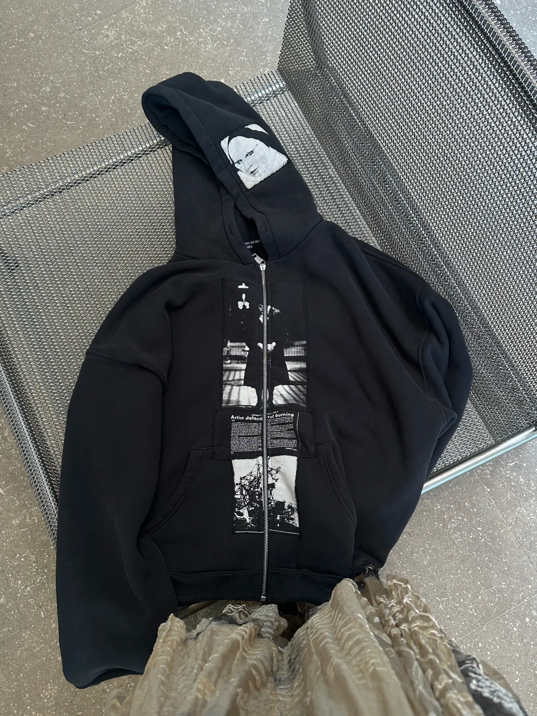 Distressed Artist Defend Loose Inspired Zip Up Hoodie