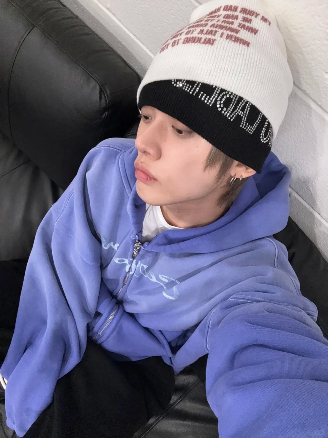 TXT Yeonjun Inspired Blue Gradient Zip-Up Hoodie