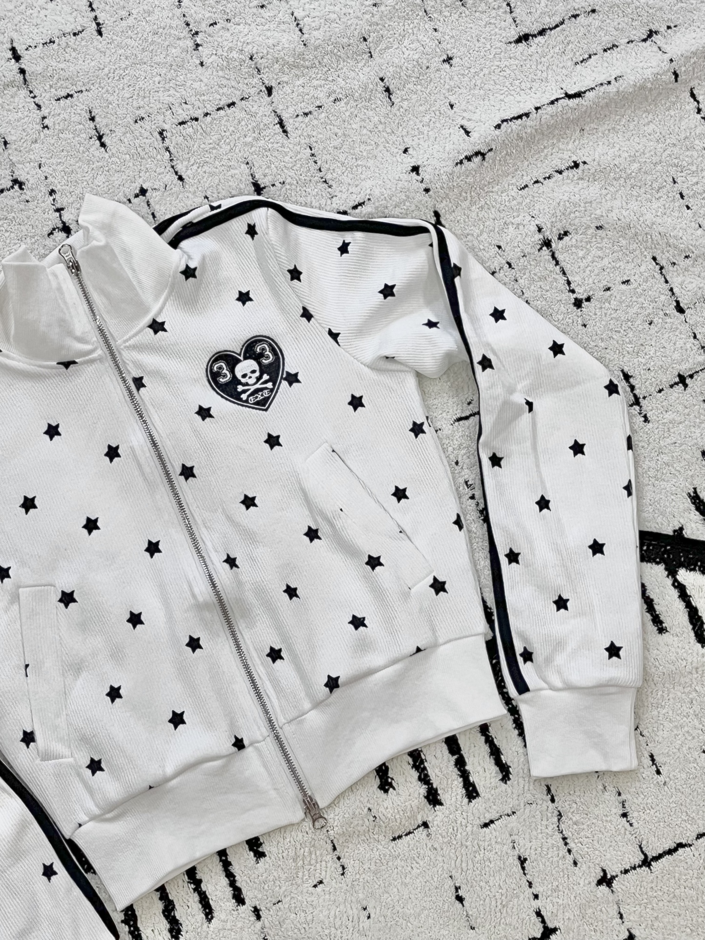 Aespa Karina-Star Print Zipper Short Jacket