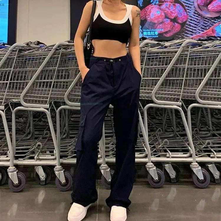 Straight-legged pants-Taylor Swift