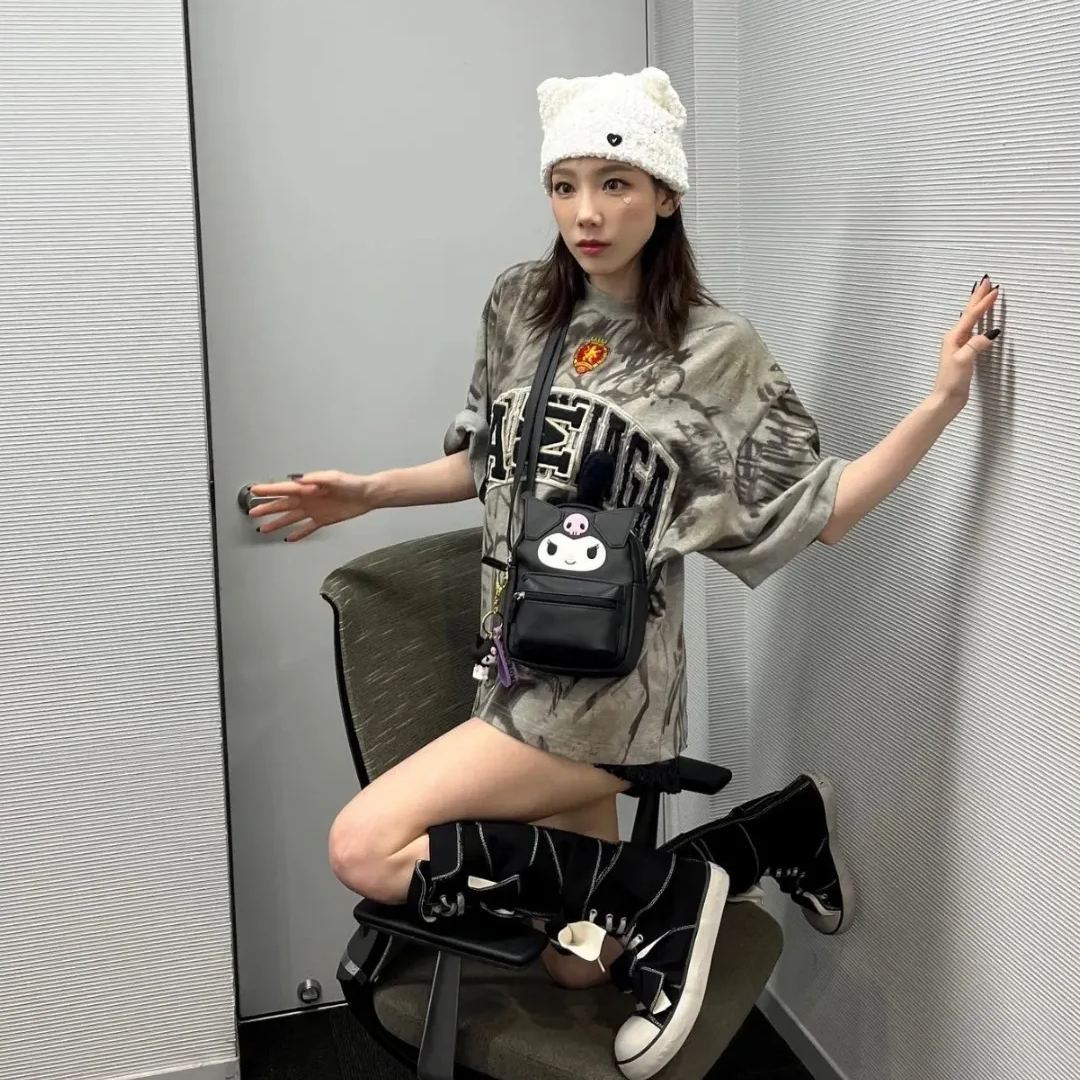 Love Cat Ears Knitted Woolen Hat-Seventeen Wonwoo&Aespa Winter