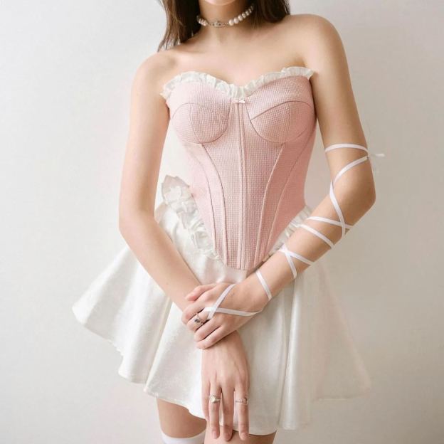 Balletcore Pink Boned Bodice-Outfitidea For Blinks BLACKPINK-Inspired Fashion