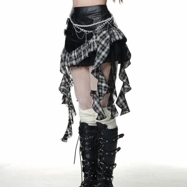 Irregular ruffled plaid skirt-Straykids concert outfitidea for STAY