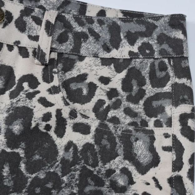 Leopard print low-rise straight-leg pants-Aespa Ningning