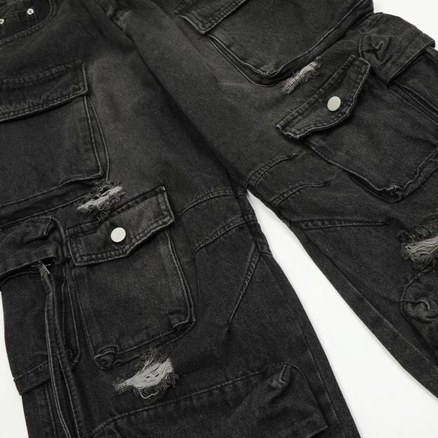 Straight-leg loose-fit pants-Ateez outfit inspiration ATINY