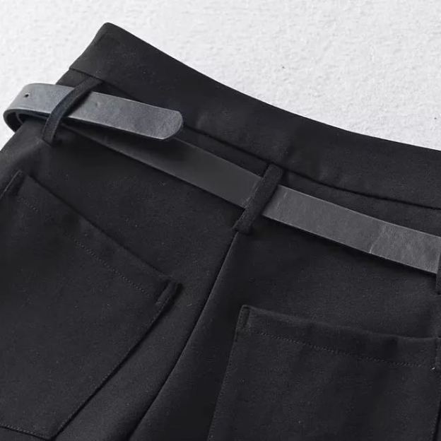 High-waisted belt-accented shorts for STAY | Stray Kids Concert Outfit
