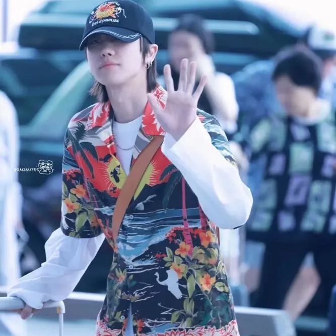 SEVENTEEN The8 Inspired Summer Print Shirt - XuMinghao