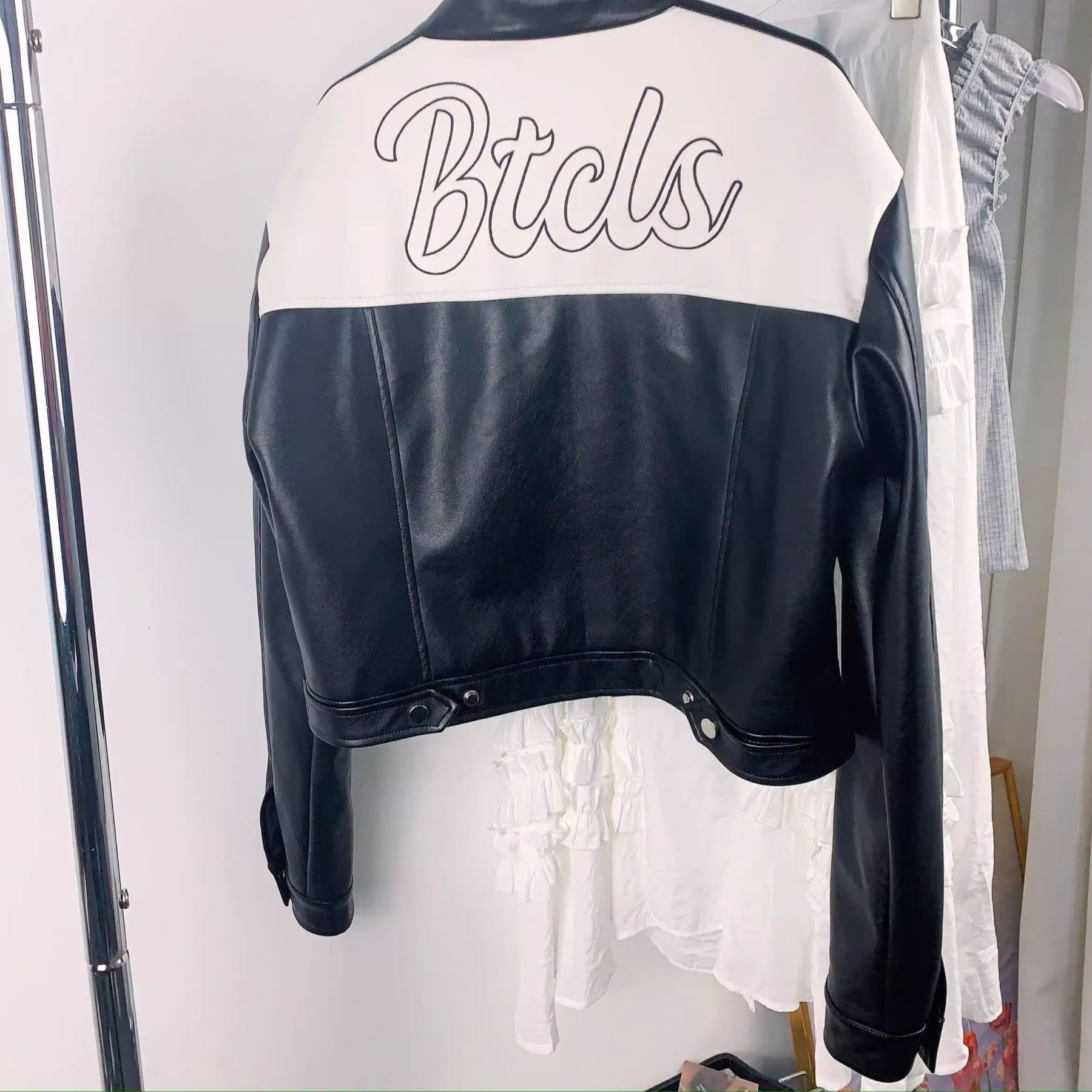 Blackpink Jennie & Aespa Giselle Inspired Black Patchwork Leather Jacket