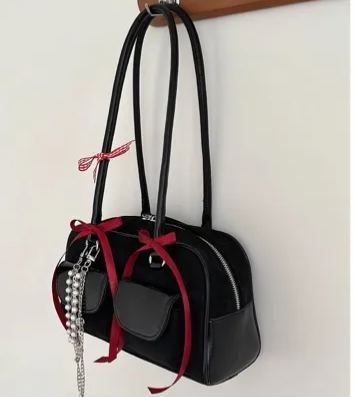 LE SSERAFIM Huh Yunjin Inspired Vintage Bowling Bag