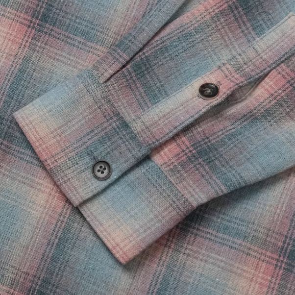 LE SSERAFIM Sakura& BABYMONSTER Ahyeon Inspired Colorblock Plaid Shirt