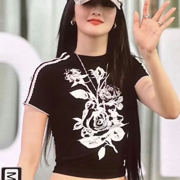 LE SSERAFIM Chaewon Inspired Rose Baby Tee