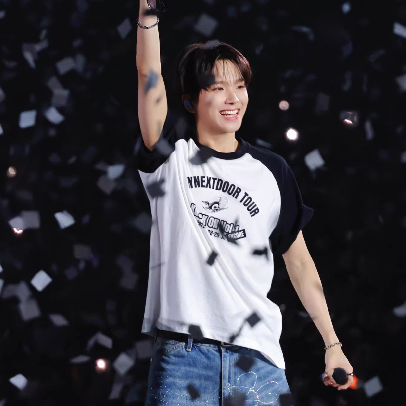 BOYNEXTDOOR Tour KNOCK ON VOL.1 Encore in Japan Merch Inspired T-Shirt