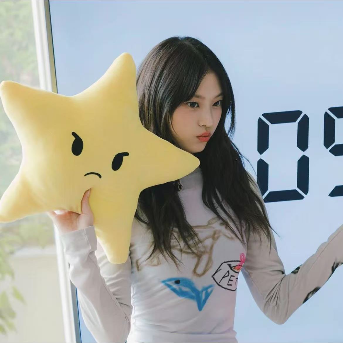 NewJeans Haerin Inspired Puppy Graffiti Long Sleeve T-Shirt