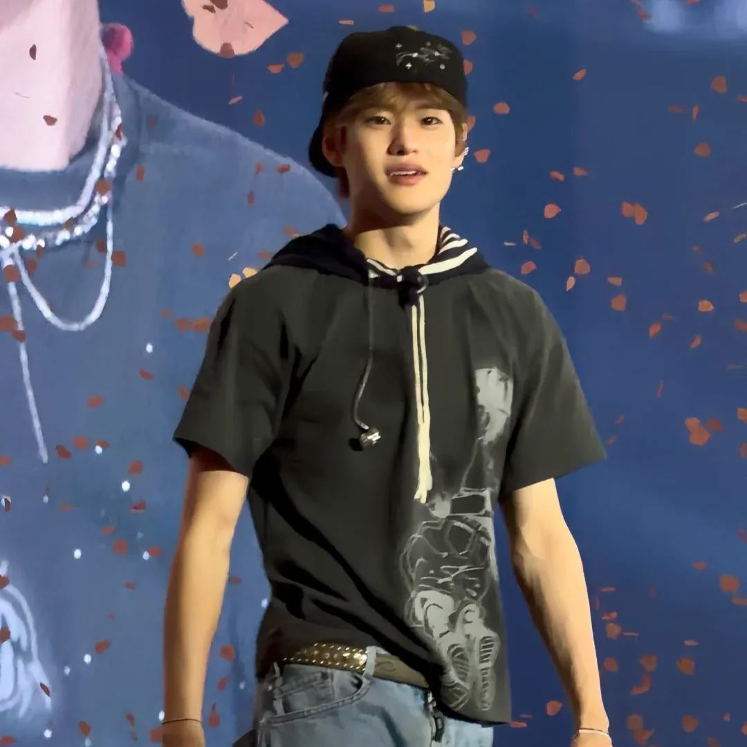 Riize 2026 Concert in Seoul Merch Inspired T-Shirt