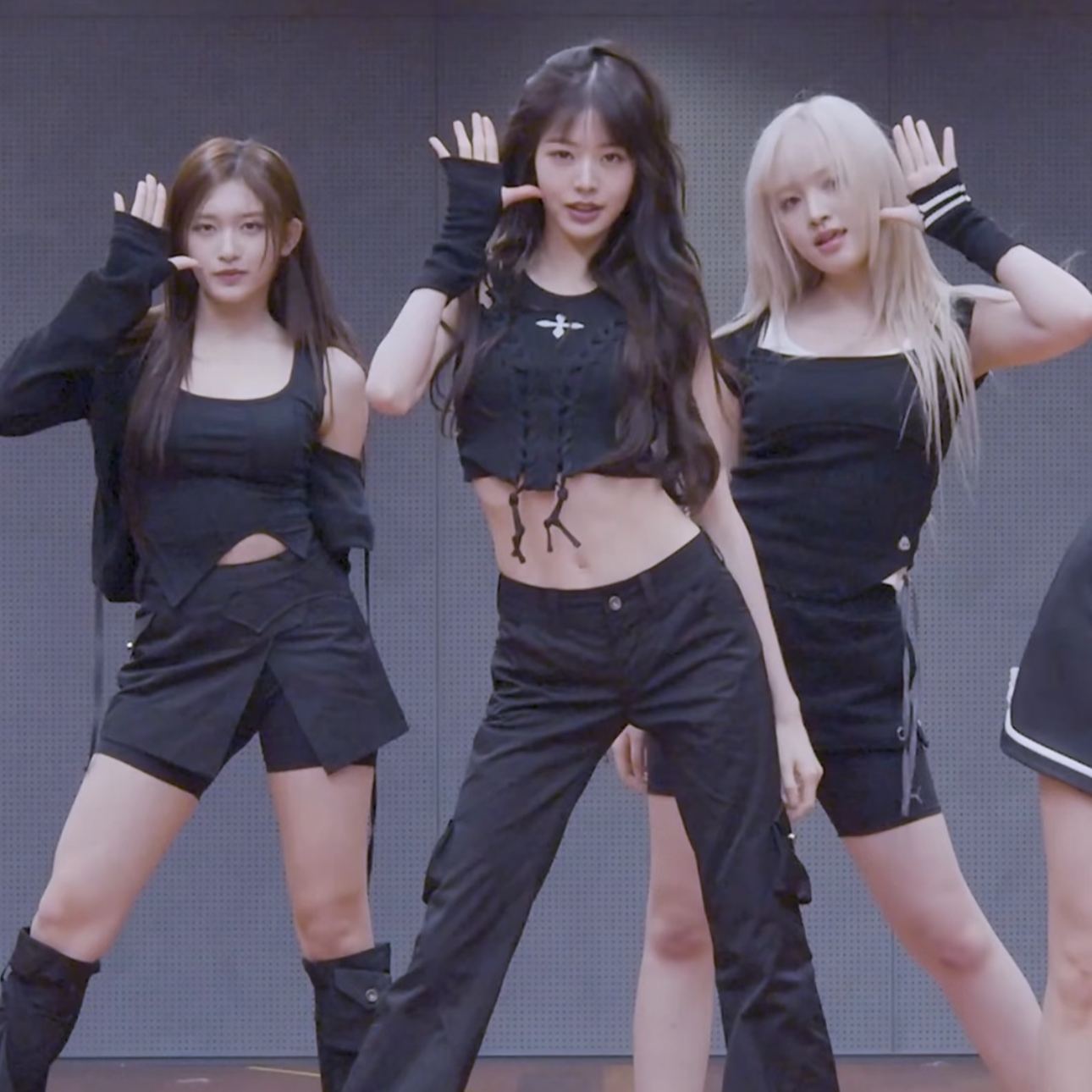 IVE JANG WONYOUNG inspired SMFK Deconstructed Baseball Tactical Vest Crop Top