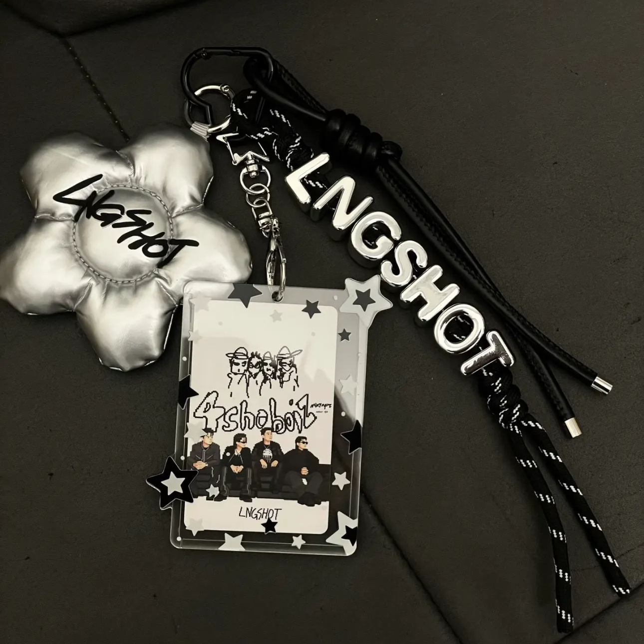 LNGSHOT Acrylic Photocard Holder Keychain Bag Charm-includes photocard