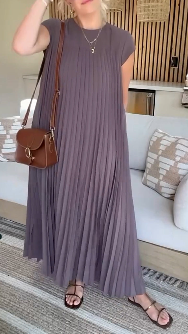 Casual Round Neck Vertical Pleated Dress