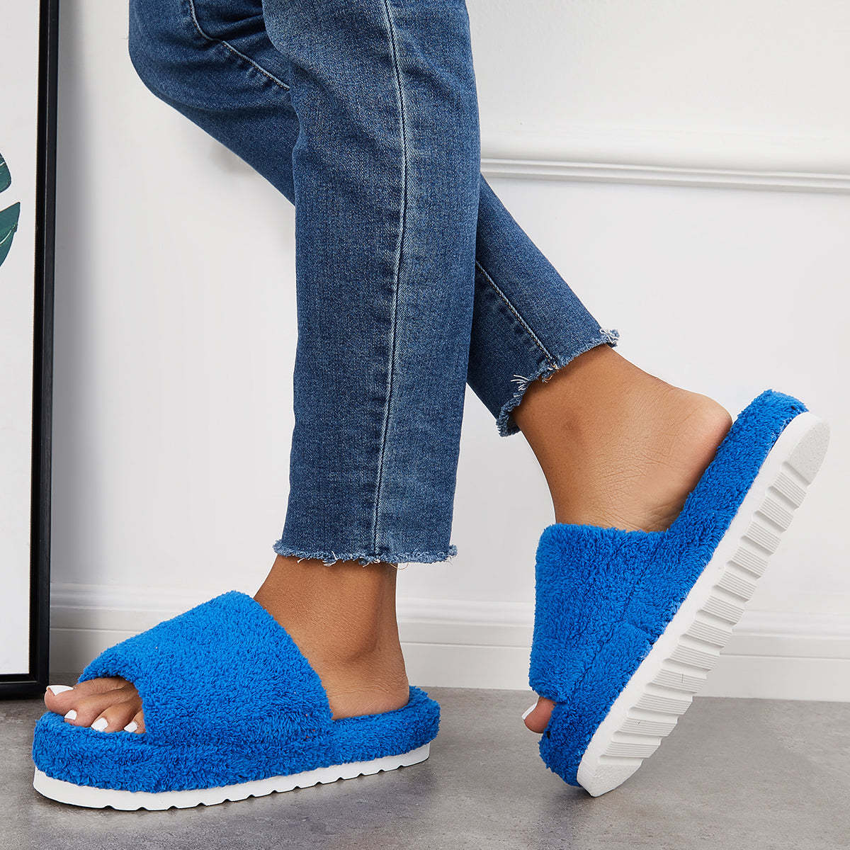 Open Toe Faux Fur Flat Slippers Soft Warm Slip on Furry Slippers