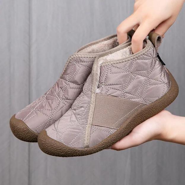 Winter High-top Cotton Shoes Plus Velvet Thickened Shoes, Soft Sole, Non-slip, Comfortable and Lightweight Pedal