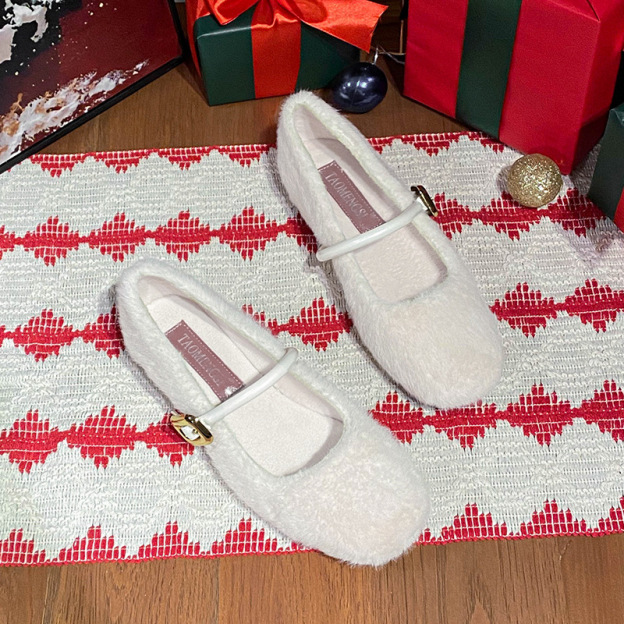 Plush Square Closed Toe Ballet Flats 