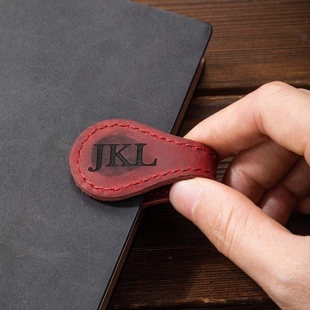 Personalized Magnetic Leather Bookmark Clip with Initial Monogram Reading Accessory Gift for Friends Bookworm