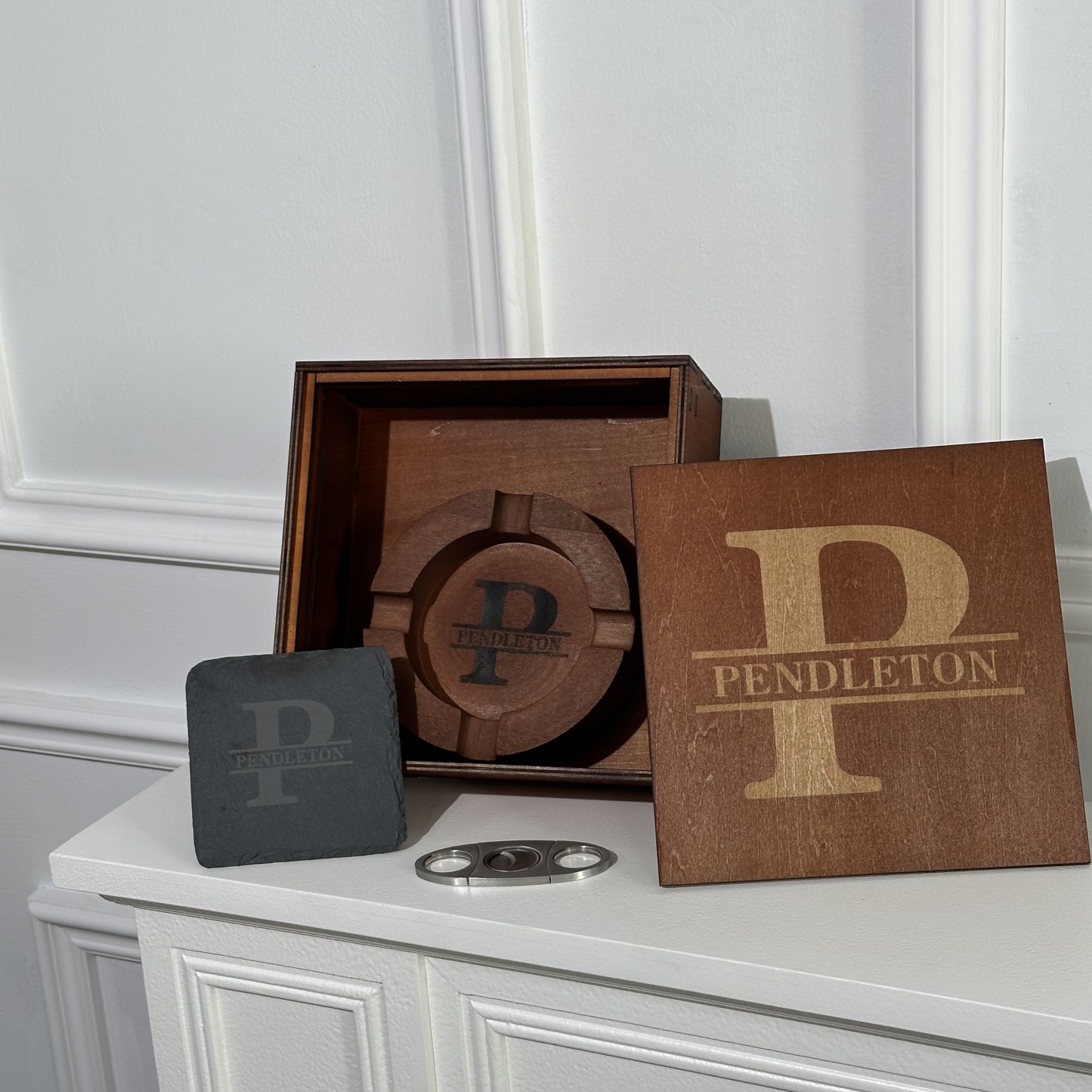 Personalized Name Walnut Cigar Ash Tray Set(Without Cigar)