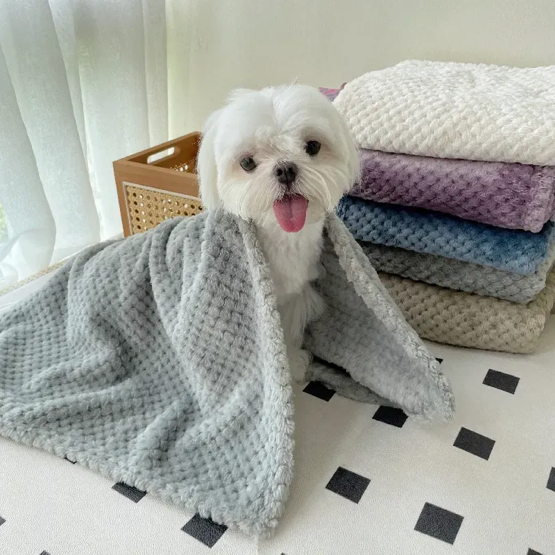 Personalized Warm Pet Blanket, Soft Customizable Blanket for Dogs and Cats | Cozy and Comfy Pet Blanket