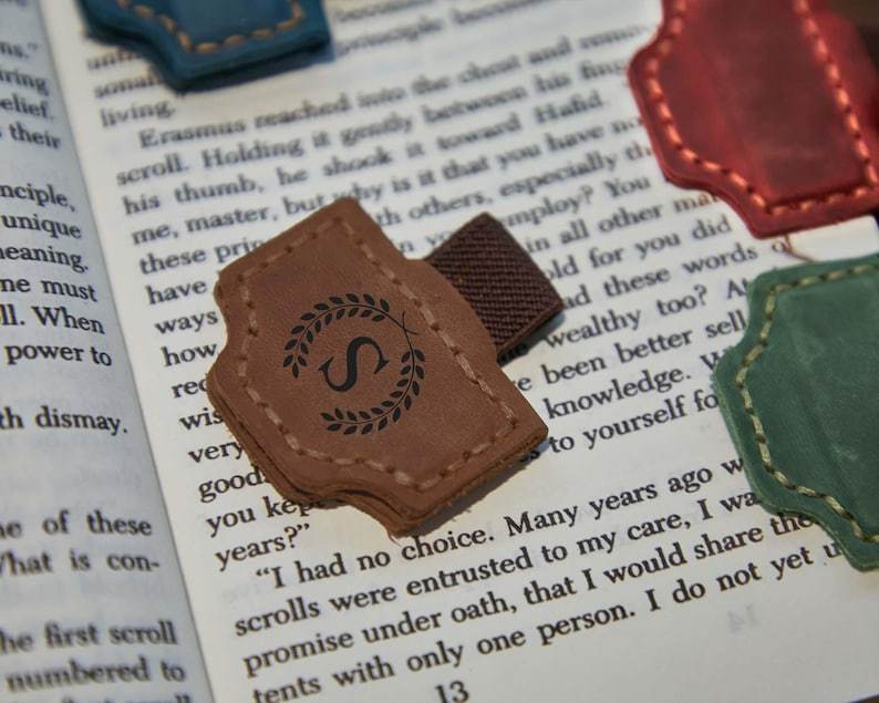 Custom Logo Leather Book Mark with Pen Holder, Engraved Magnetic Bookmark,Leather Magnetic Pen Loop for Notebook,Journal Accessory
