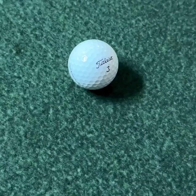 Premium Leather Golf Ball Marker Set of 2, Full Grain Vegetable Tanned Leather, Personalized Golf Gift, Custom Monogram, 1.5" Diameter, Perfect for Golf Lovers