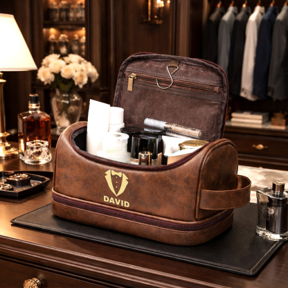 Personalized Men's Leather Toiletry Bag, Dopp Kit, Groomsmen Gifts, Anniversary Gift for Him, Travel Toiletry Bag, Men's Leather Accessory