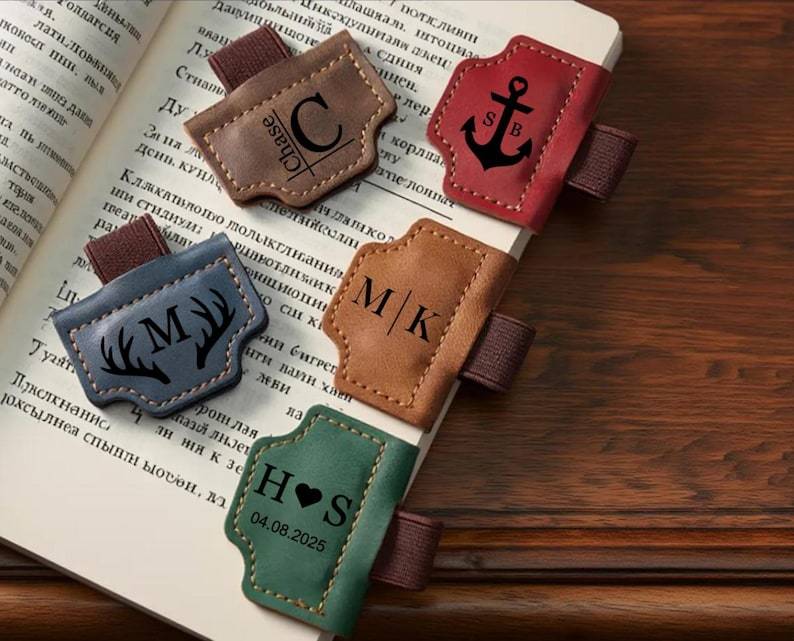 Personalized Leather Magnetic Bookmark with Box, Book Lover Gift, Handmade Reading Accessories