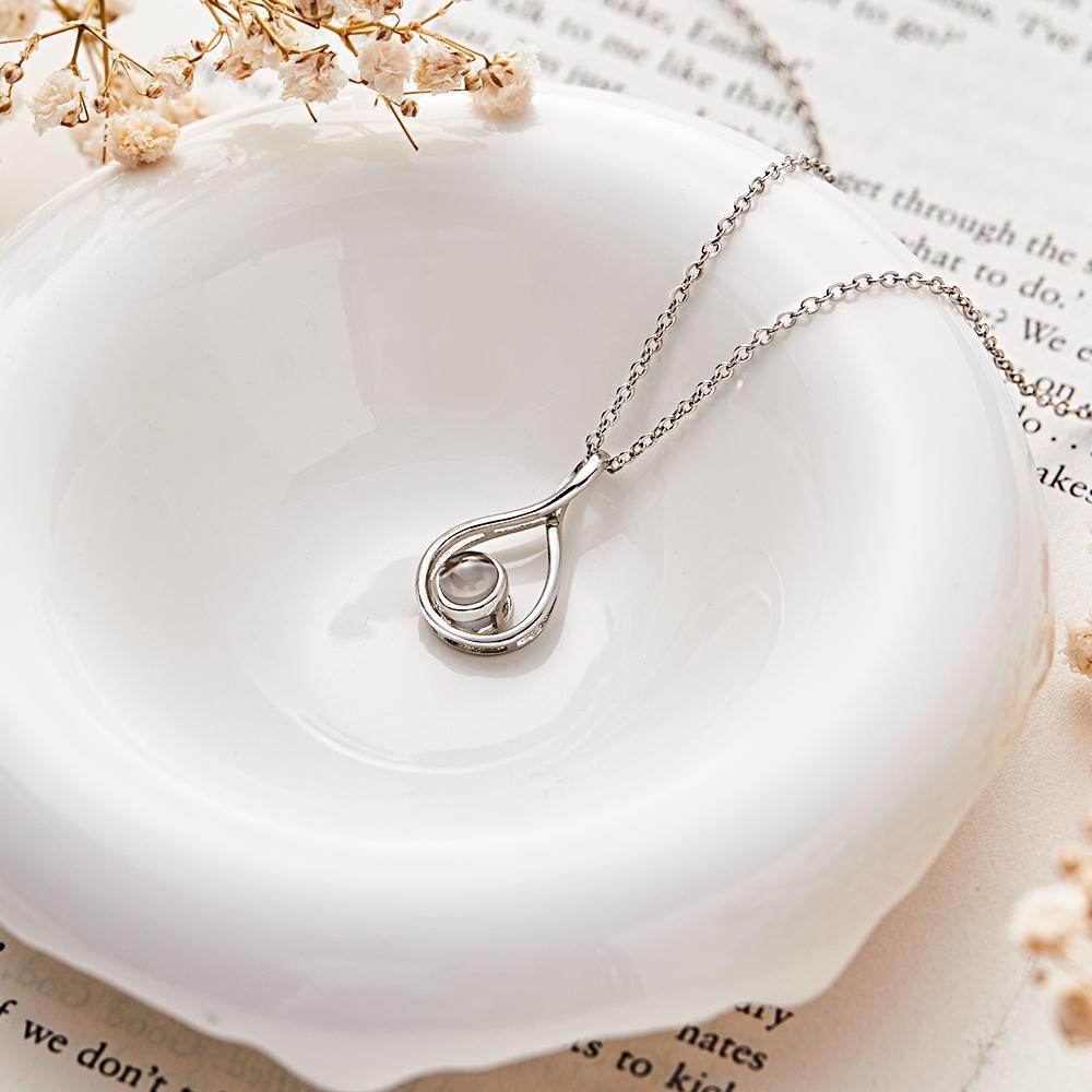 Personalized Teardrop Shaped Photo Projection Necklace Meaningful Accessory Memorial Gift for Wife