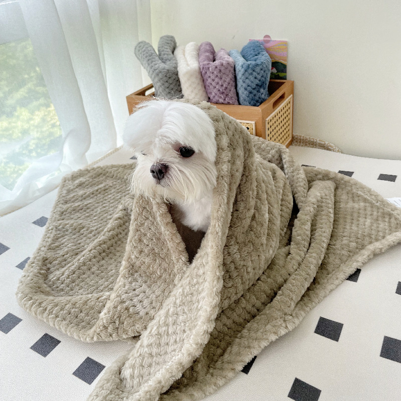 Personalized Warm Pet Blanket, Soft Customizable Blanket for Dogs and Cats | Cozy and Comfy Pet Blanket