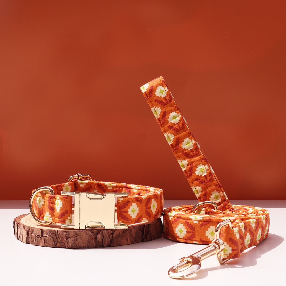 Personalized Floral Pet Collar – Adjustable Collar with Custom Engraved Buckle