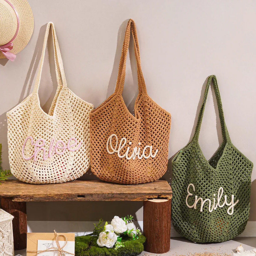Custom Beach Bags, Personalized Crocheted Bride Tote Beach bags, Beach Vacation Wedding Favours, Mothers Day Gifts, Bridesmaid Gifts