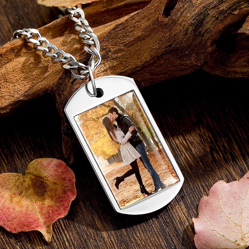 Personalized Photo Keychain Necklace with Engraved Text Birthday Anniversary Gift for Family Friend