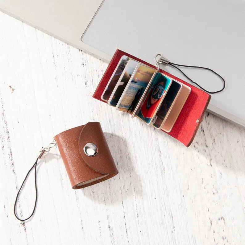 Personalized Mini Leather Photo Album Keychain—Custom 10-14 Photos Memory Gift for Couples, Family, Birthdays, Anniversaries & Christmas