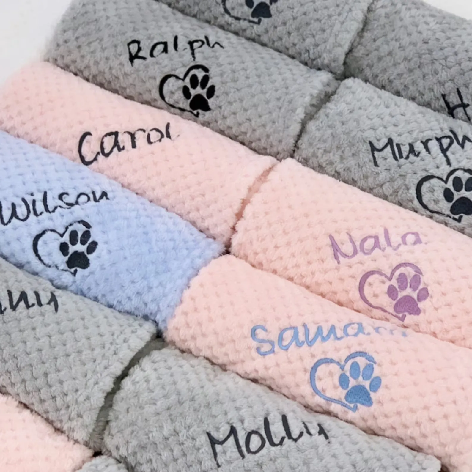 Personalized Warm Pet Blanket, Soft Customizable Blanket for Dogs and Cats | Cozy and Comfy Pet Blanket