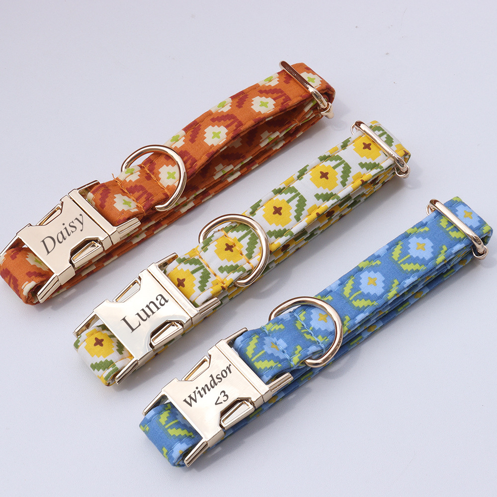 Personalized Floral Pet Collar – Adjustable Collar with Custom Engraved Buckle