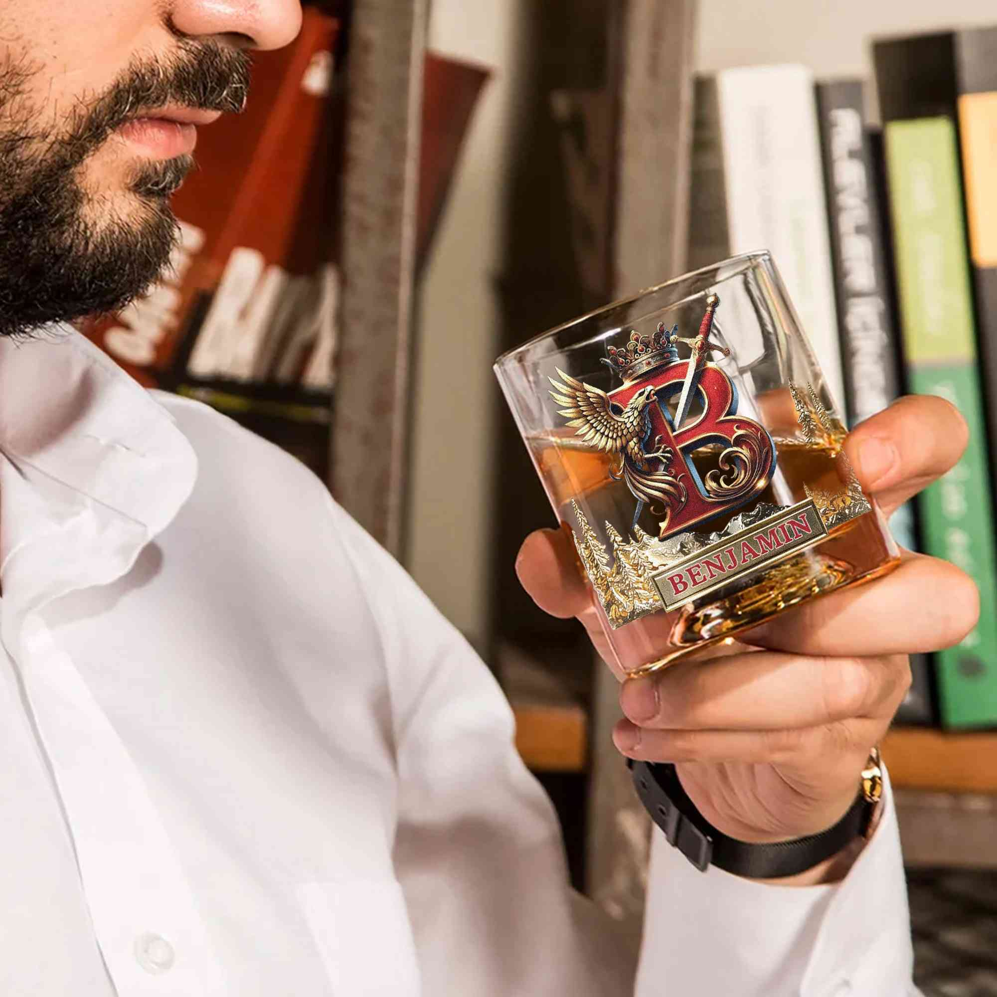 Custom Name Eagle & Sword Crown Alphabet Wine Glass, 10oz Bourbon Whiskey Old Fashioned Glass, Birthday/Father's Day/Wedding Gift for Him/Dad/Best Men