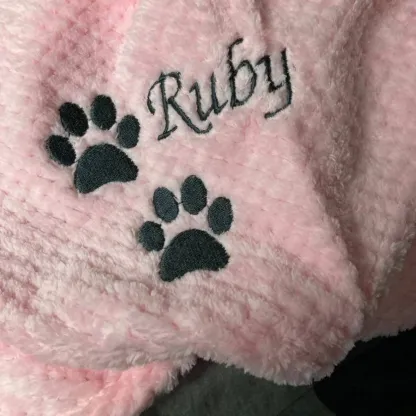 Personalized Warm Pet Blanket, Soft Customizable Blanket for Dogs and Cats | Cozy and Comfy Pet Blanket