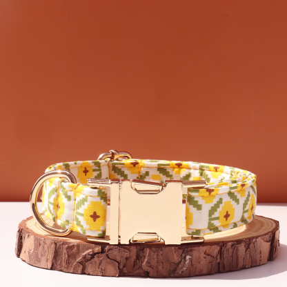 Personalized Floral Pet Collar – Adjustable Collar with Custom Engraved Buckle