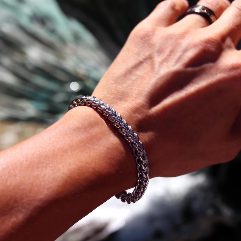 Personalized Franco Chain Bracelet: Engraved Stainless Steel Men's Bracelet