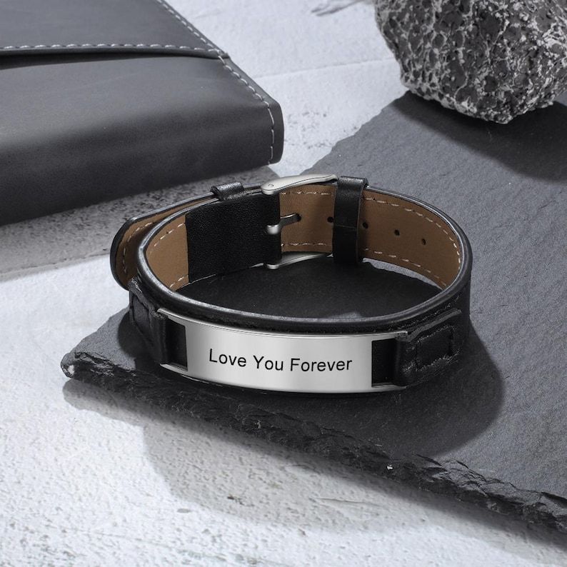 Personalised Medical Alert Bracelet  For Men,Stainless Steel &Pu Leather Bracelet Waterproof Emergency ID Contact SOS Bracelet Gift For Dad